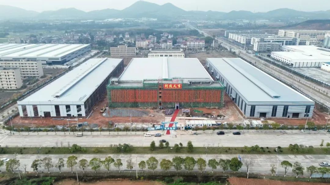 Latest company blogs about Congratulations on the Successful Topping-out! Warm congratulations on the successful completion of the topping-out ceremony of the Intelligent Manufacturing Base of Jiangxi INTEGRITY CABLE CO., LIMITED's Optic and Electric Cables!